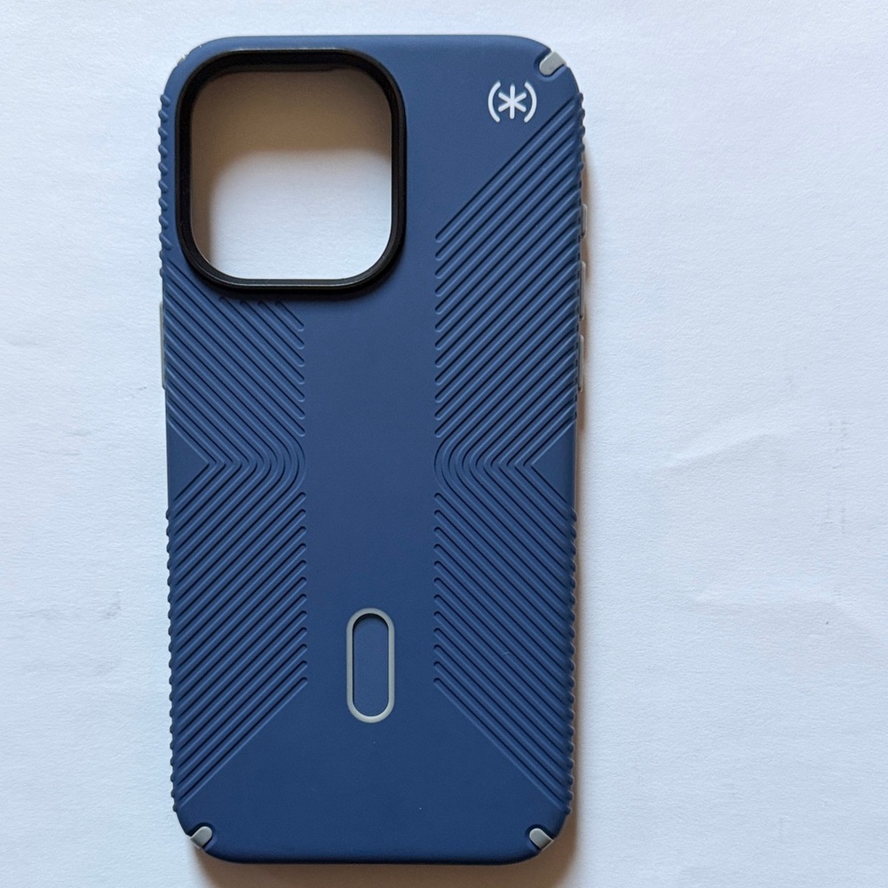 Speck Presidio 2 MagSafe  Phone Case